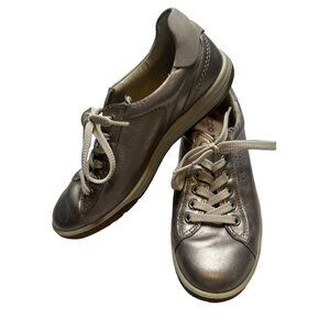 Ecco Chase II Tie in Moon Rock Metallic Sneaker